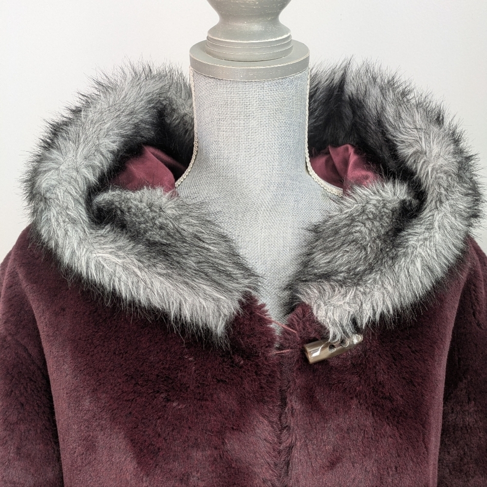 Vintage West Peak Faux Fur Jacket - Picture 3 of 16